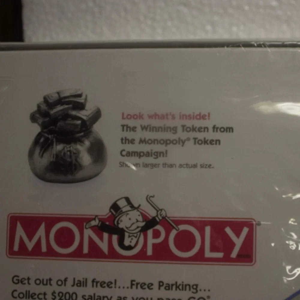 Vintage Monopoly Parker Brothers Board Game 1999 Edition Winning Token